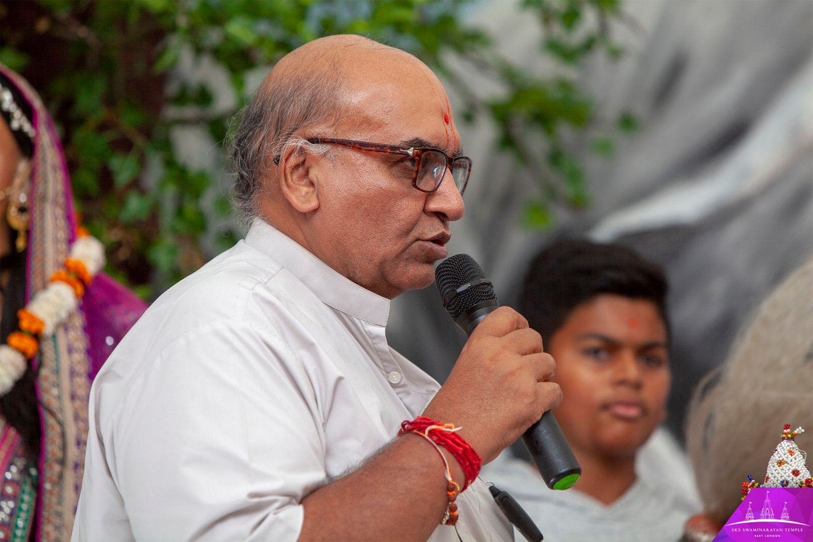 ©1987-2017 SKS Swaminarayan Temple East London